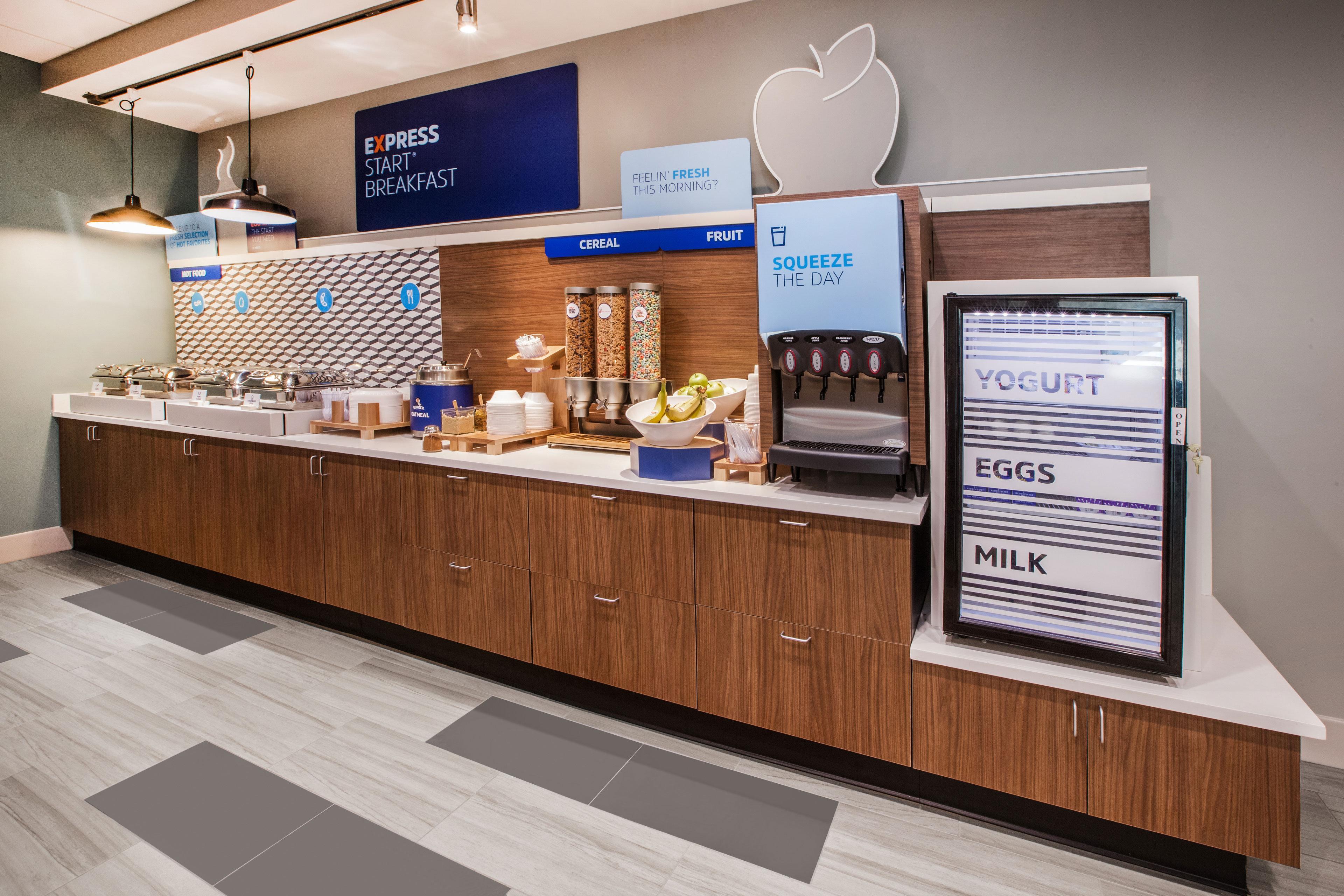 Holiday Inn Express & Suites Alexandria - Fort Belvoir By Ihg Dış mekan fotoğraf