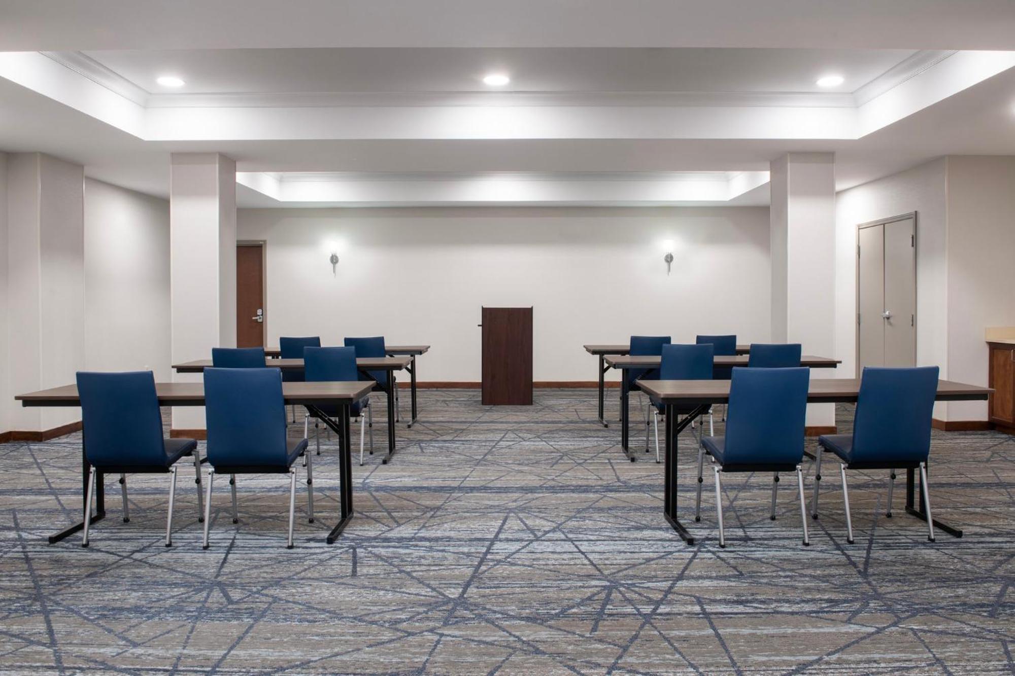 Holiday Inn Express & Suites Alexandria - Fort Belvoir By Ihg Dış mekan fotoğraf